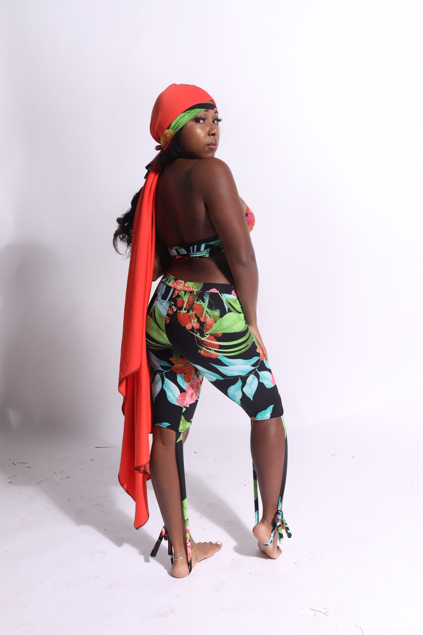 Nesha set (Sold Separately) Allow 7-10days for 📦